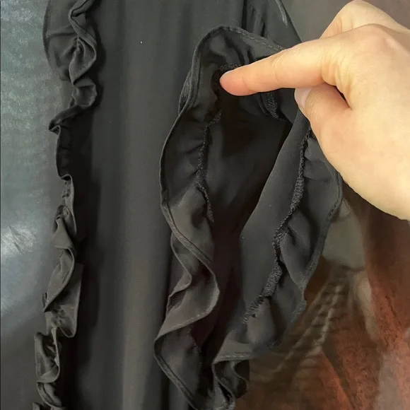 🆕 Black Ruffled Sheer Robe - Picture 10 of 10